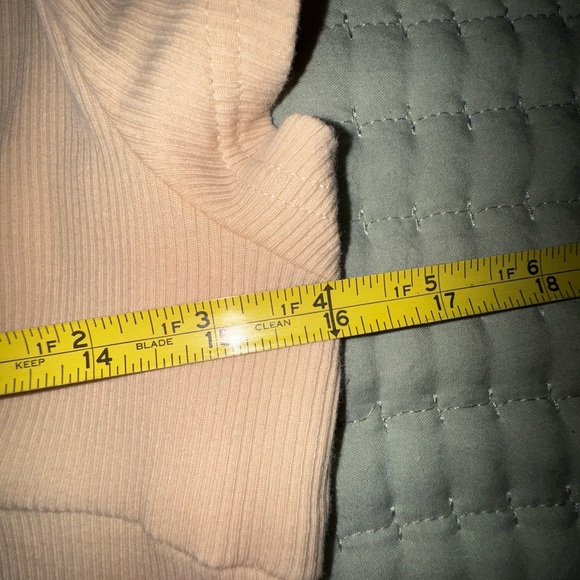 Urban Outfitters Beige Ribbed Collared Short Sleeve Romper – Size XS. NWT - Picture 5 of 13